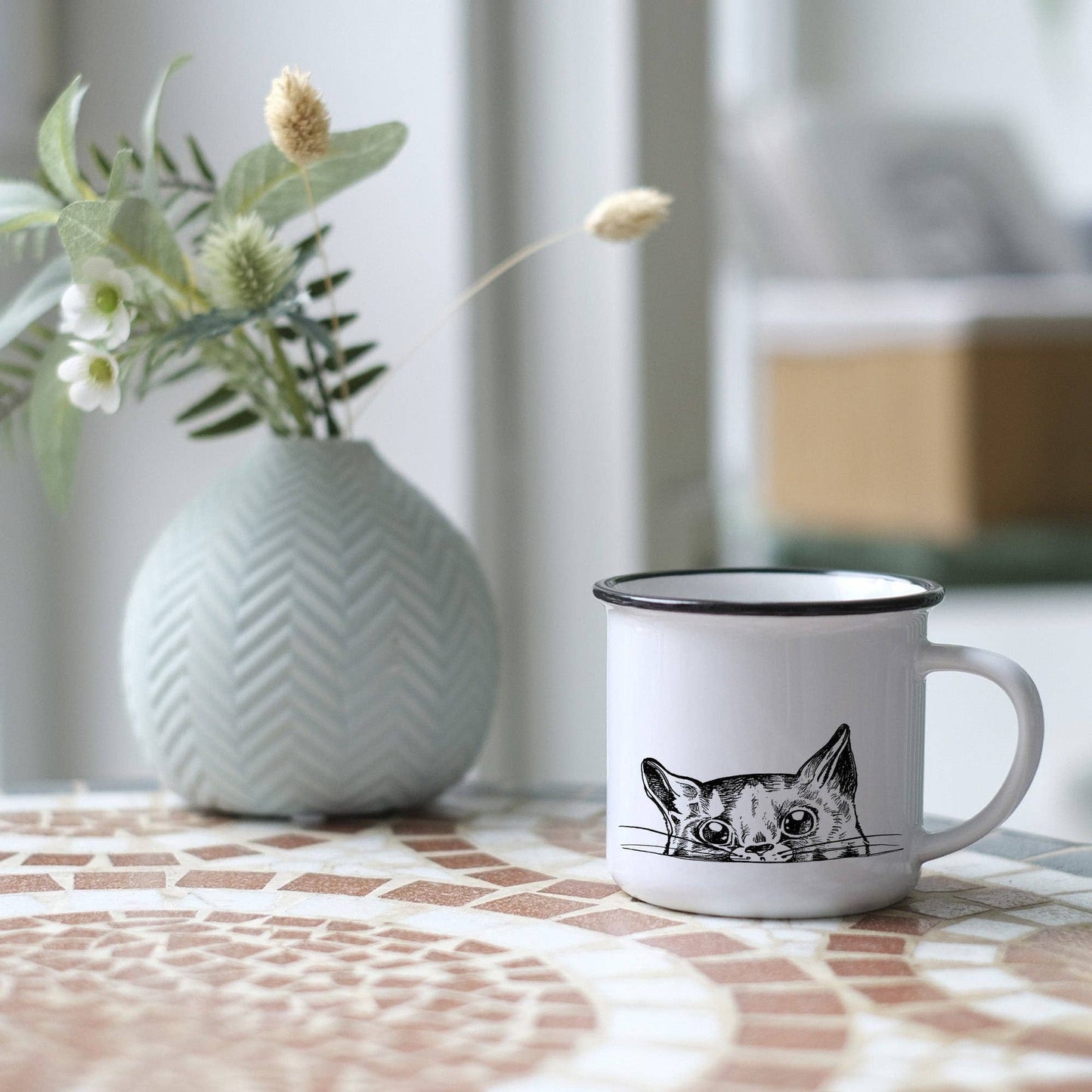 Keramiktasse – "Neugierige Mieze"
