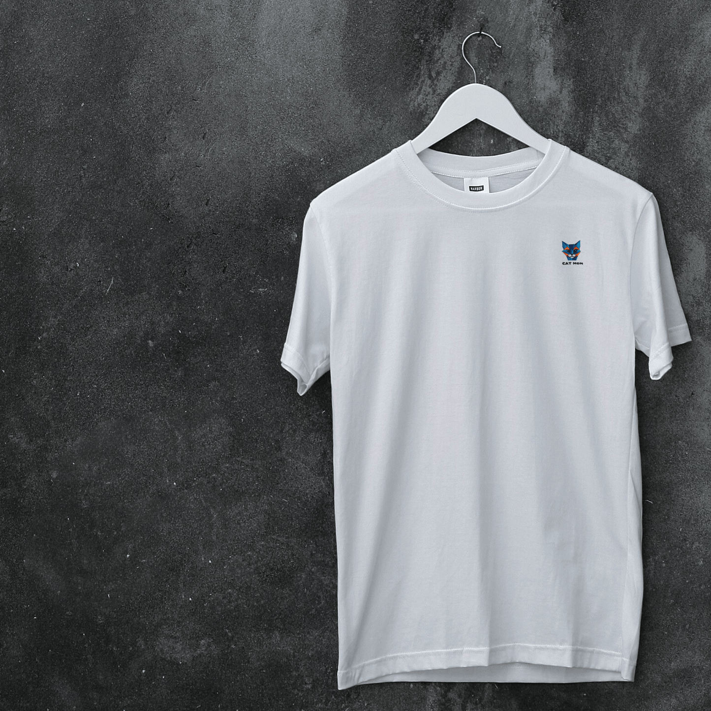 t-shirt-weiß-nachhaltig-bio-baumwolle-statement-spruch-katzendesign-katzenmotiv-cat-mom-katzen-mama