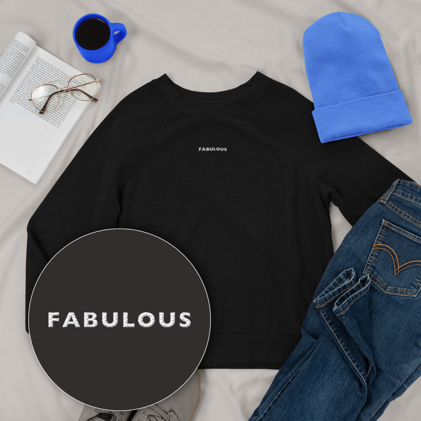 Besticktes Statement Sweatshirt "FABULOUS" aus Bio-Baumwolle & recyceltem Garn (Weißer Schriftzug)