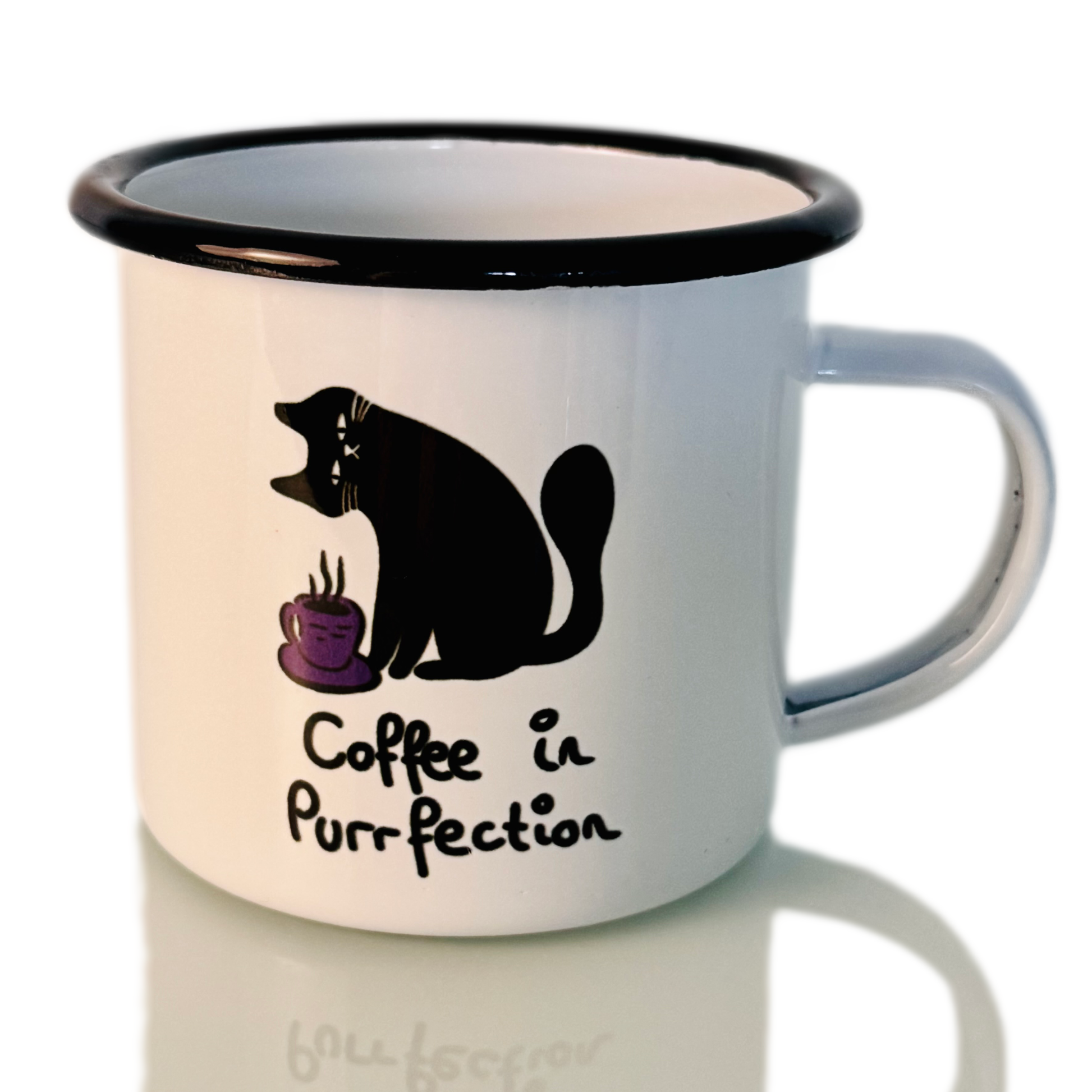 emailletasse mit lustiger katze und witzigem spruch "coffee in purrfection"
