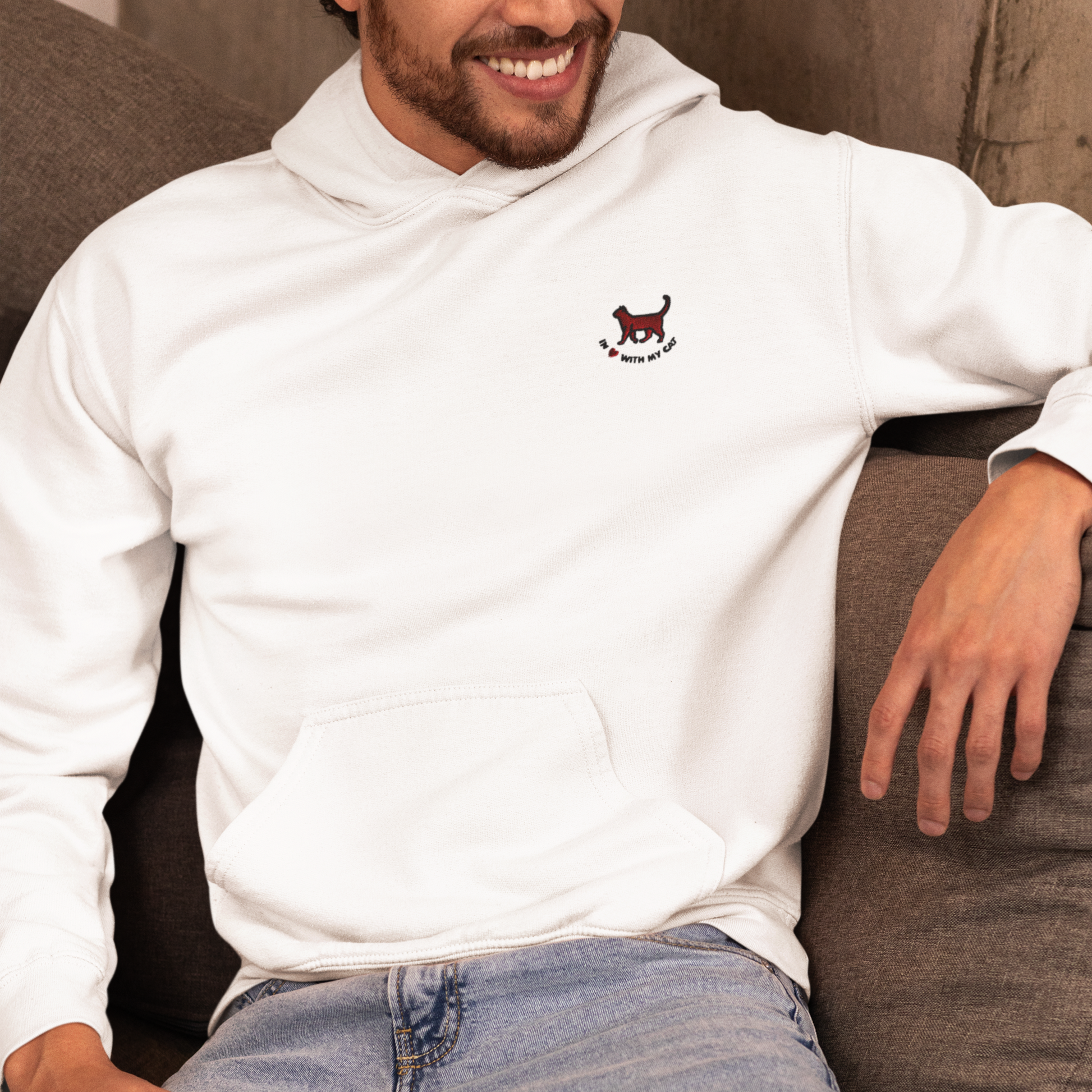 hoodie-mann-bestickt-katzenmotiv