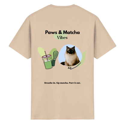 Personalisierbares Unisex T-Shirt "Paws & Matcha"